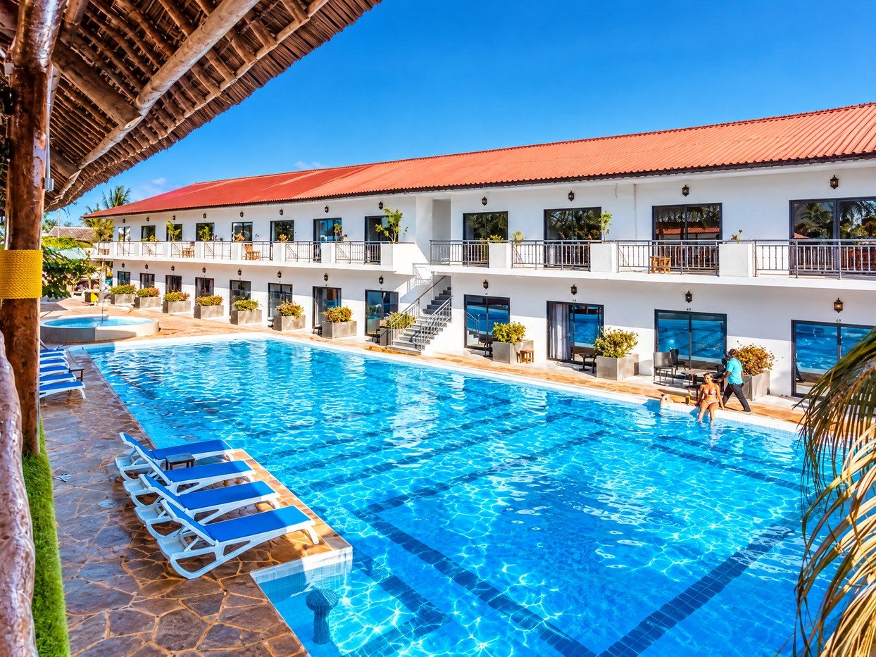 Canary Hotel